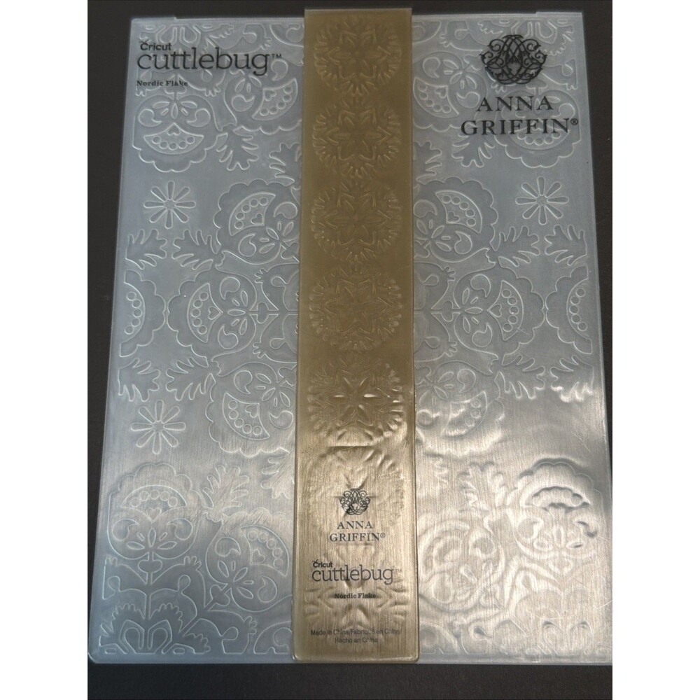 Anna Griffin Holiday Embossing Nordic Flake 5x7 Winter Christmas